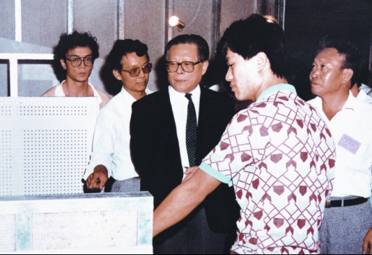 江澤民